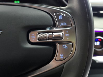 2021 Genesis GV70 thumbnail 21