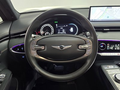 2021 Genesis GV70 thumbnail 19