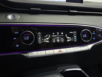 2021 Genesis GV70 thumbnail 31