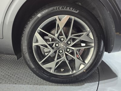 2021 Genesis GV70 photo 8