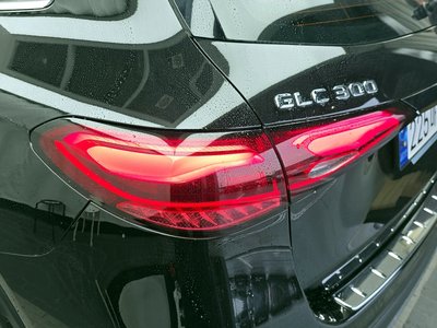 MERCEDES-BENZ GLC - 10