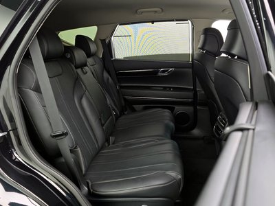 2022 Genesis GV80 thumbnail 12