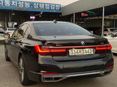 2020 BMW 7 SERIES — фото 3
