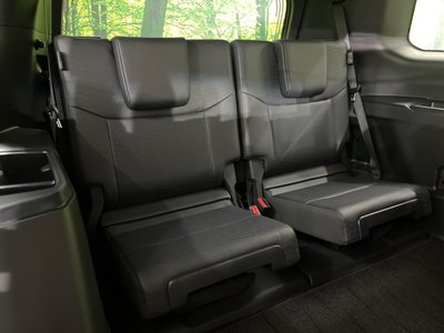 TOYOTA LAND CRUISER 250 - 9