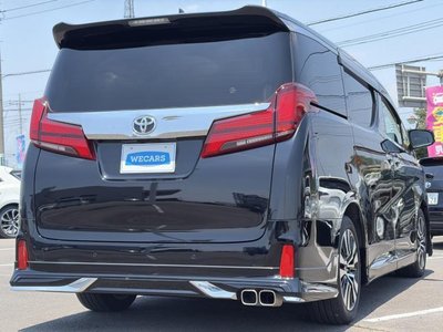 2022 Toyota ALPHARD photo 3