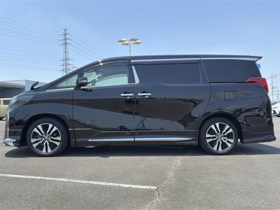 2022 Toyota ALPHARD photo 2