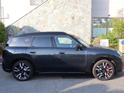 MINI COUNTRYMAN - 3