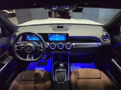 MERCEDES-BENZ GLB - 4
