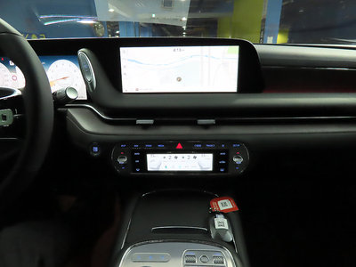 2025 Genesis G90 (RS4) — миниатюра 12