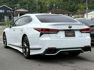 صورة 8 لـ 2017 Lexus LS