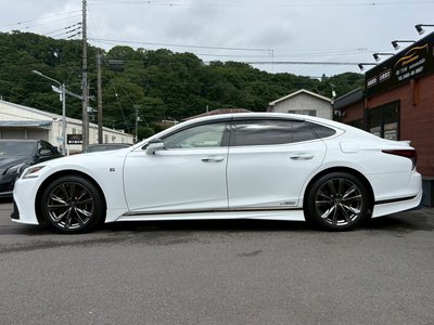 صورة 5 لـ 2017 Lexus LS