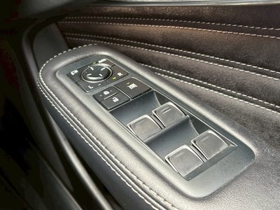 2017 Lexus LS thumbnail 37