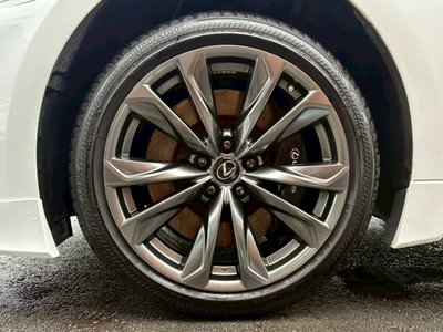 2017 Lexus LS thumbnail 45