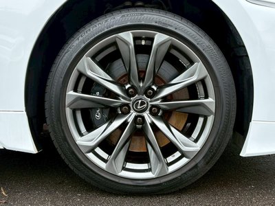 2017 Lexus LS thumbnail 46