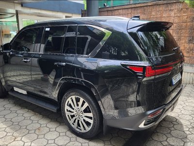 صورة 3 لـ 2025 Lexus LX
