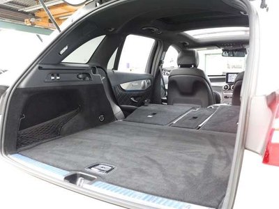 صورة 7 لـ 2019 Mercedes-BENZ GLC
