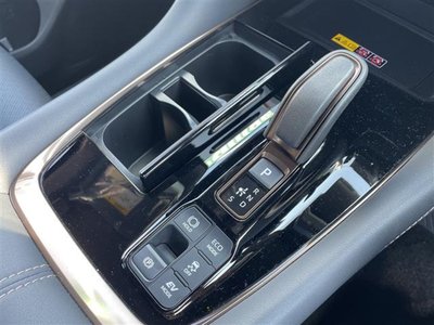صورة 9 لـ 2023 Toyota VELLFIRE