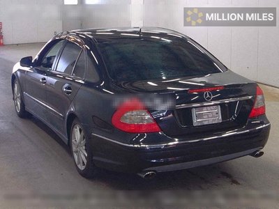 MERCEDES-BENZ E-CLASS - 2