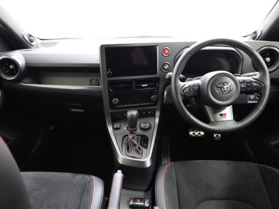 صورة مصغرة 17 لـ 2024 Toyota GR YARIS