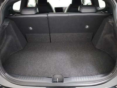 صورة مصغرة 39 لـ 2024 Toyota GR YARIS