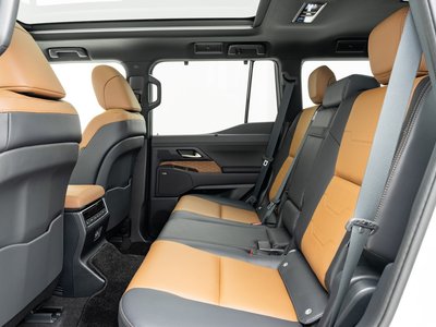 2025 Lexus GX thumbnail 35