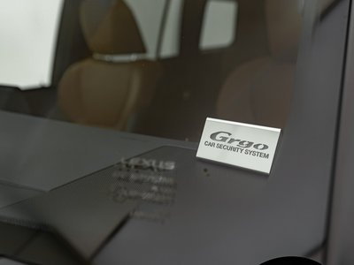 2025 Lexus GX thumbnail 29