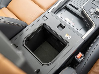 2025 Lexus GX thumbnail 27