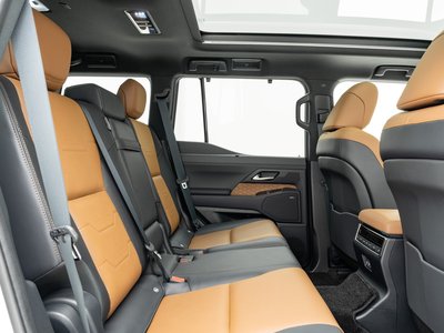 2025 Lexus GX thumbnail 37