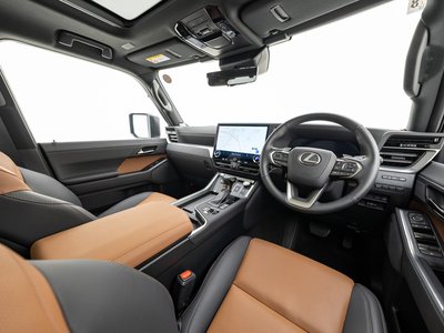 2025 Lexus GX thumbnail 19