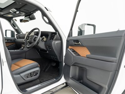 2025 Lexus GX thumbnail 17