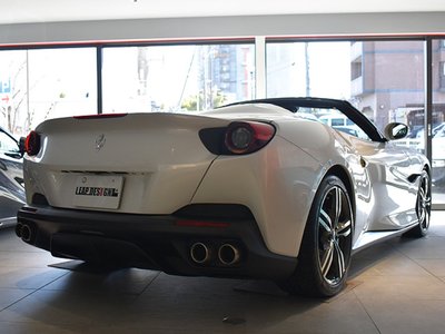 FERRARI PORTOFINO - 3