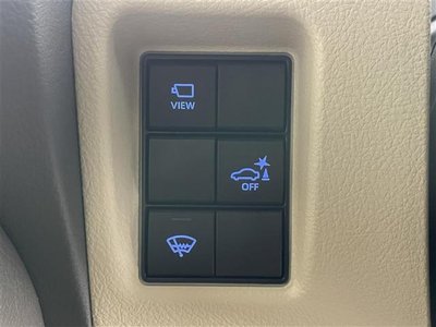 TOYOTA LAND CRUISER PRADO - 9