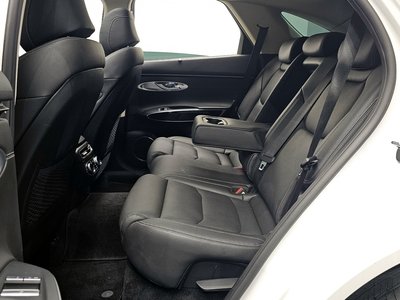 2021 Genesis GV70 — миниатюра 12