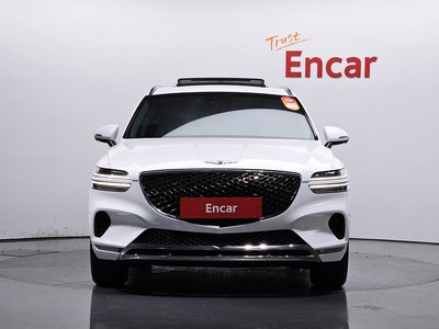 صورة 2 لـ 2021 Genesis GV70