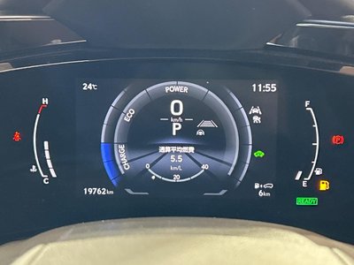 صورة مصغرة 34 لـ 2025 Lexus NX