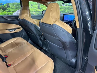 صورة مصغرة 42 لـ 2025 Lexus NX