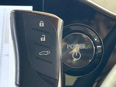 صورة مصغرة 33 لـ 2025 Lexus NX