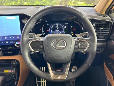 صورة مصغرة 11 لـ 2025 Lexus NX