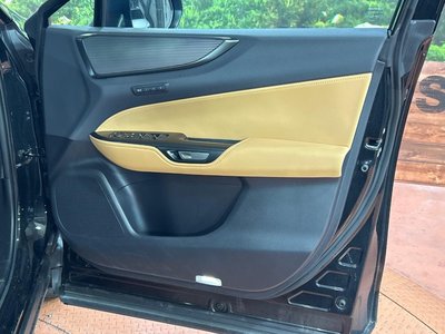 صورة مصغرة 47 لـ 2025 Lexus NX