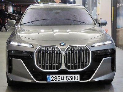 BMW 7 SERIES - 4