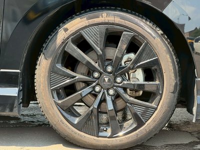 TOYOTA ALPHARD - 4