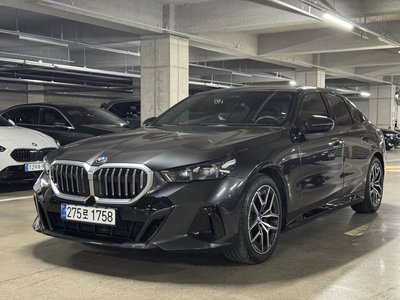 BMW 5 SERIES - 1