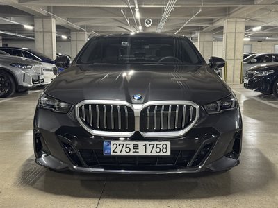 BMW 5 SERIES - 2