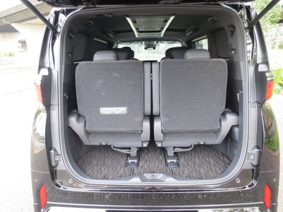 TOYOTA ALPHARD - 8