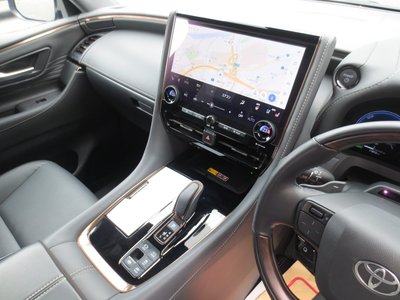2025 Toyota ALPHARD — миниатюра 18