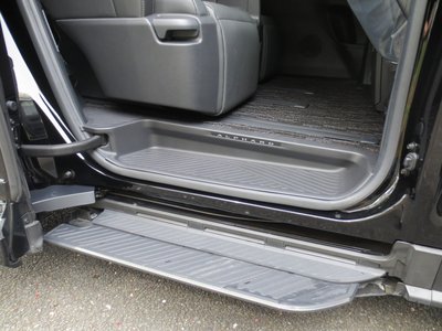 2025 Toyota ALPHARD — миниатюра 13
