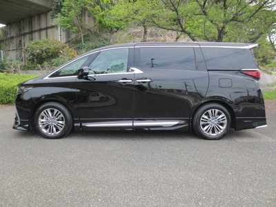 TOYOTA ALPHARD - 4