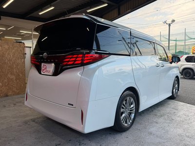 TOYOTA ALPHARD - 5
