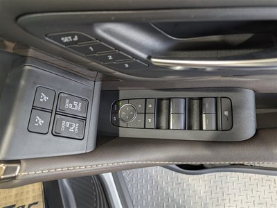 TOYOTA ALPHARD - 10