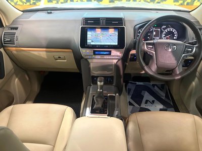 TOYOTA LAND CRUISER PRADO - 2